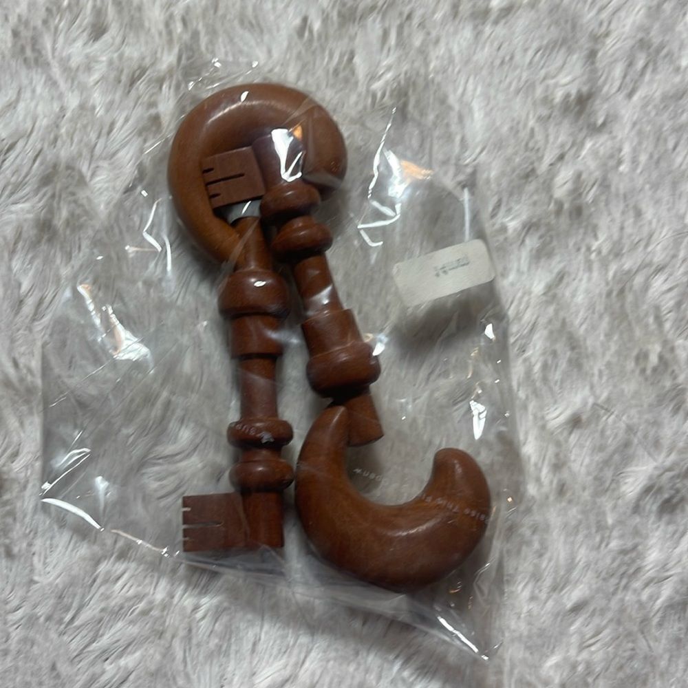 Organic wood, skeleton, key design air hanging hook, gauges